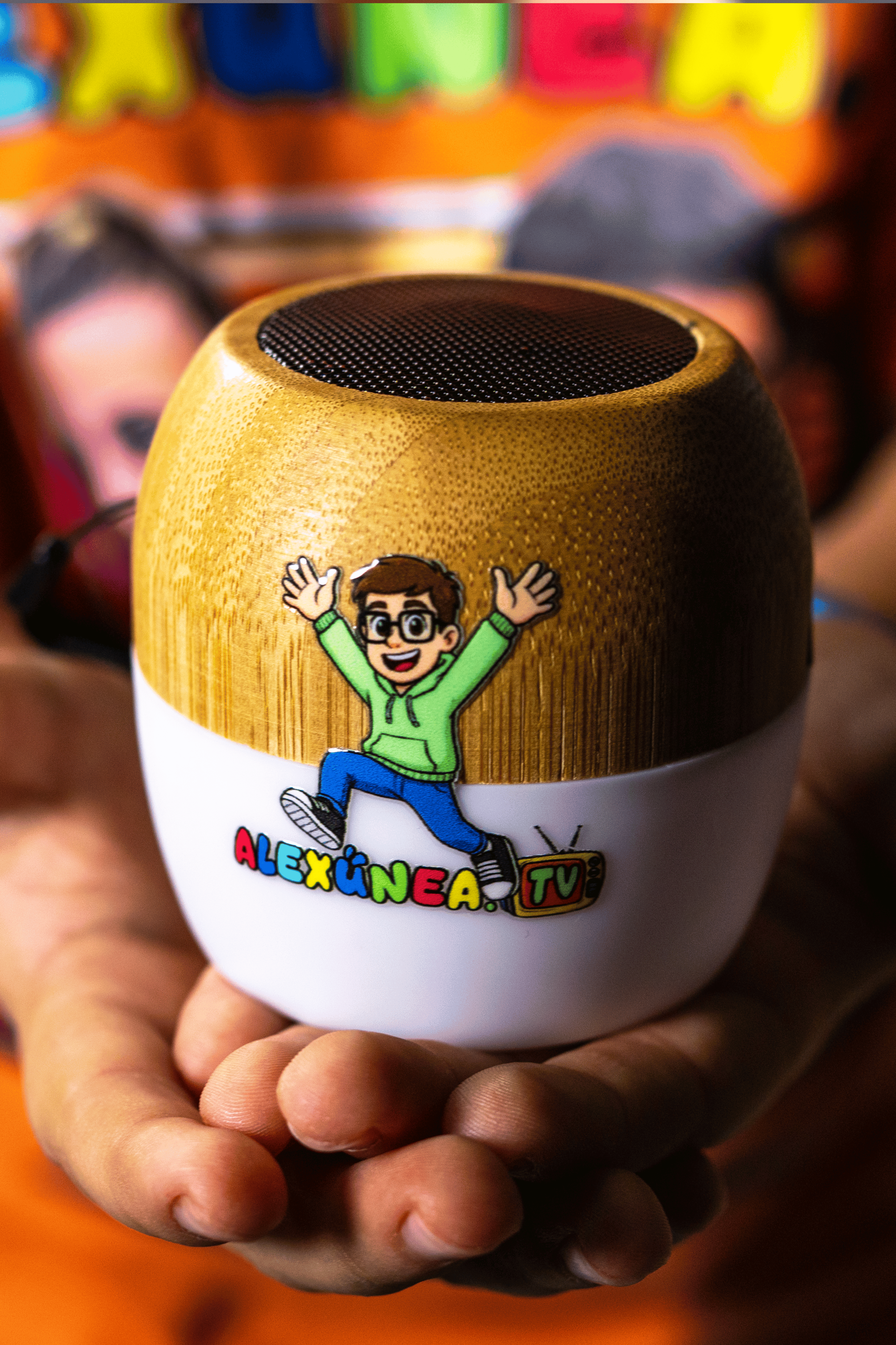 BOXĂ OFICIAL ALEXUNEA TV