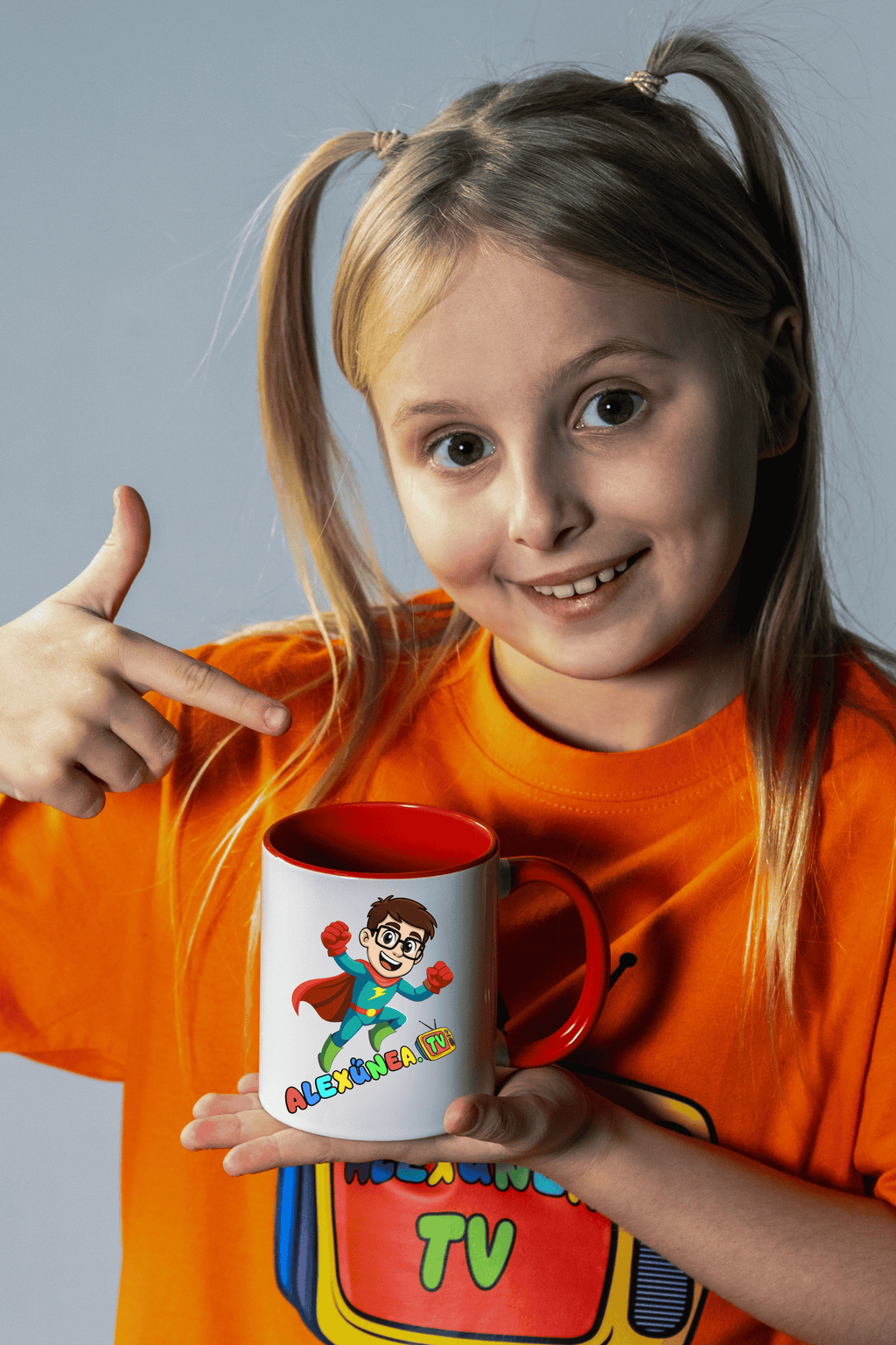 CANĂ OFICIAL ALEXUNEA TV | "SUPER-EROU"